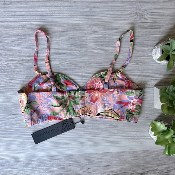 LF tropical print crop top size XS NWT - Picture 9 of 16